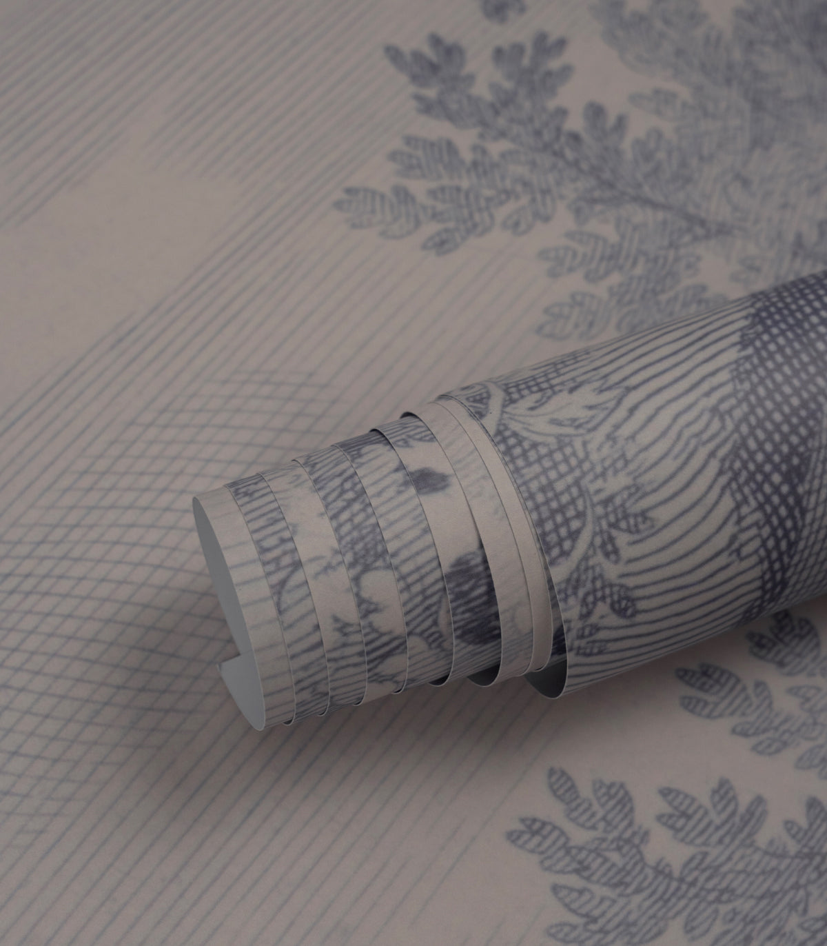 Tapeta Ethereal Forest Blue