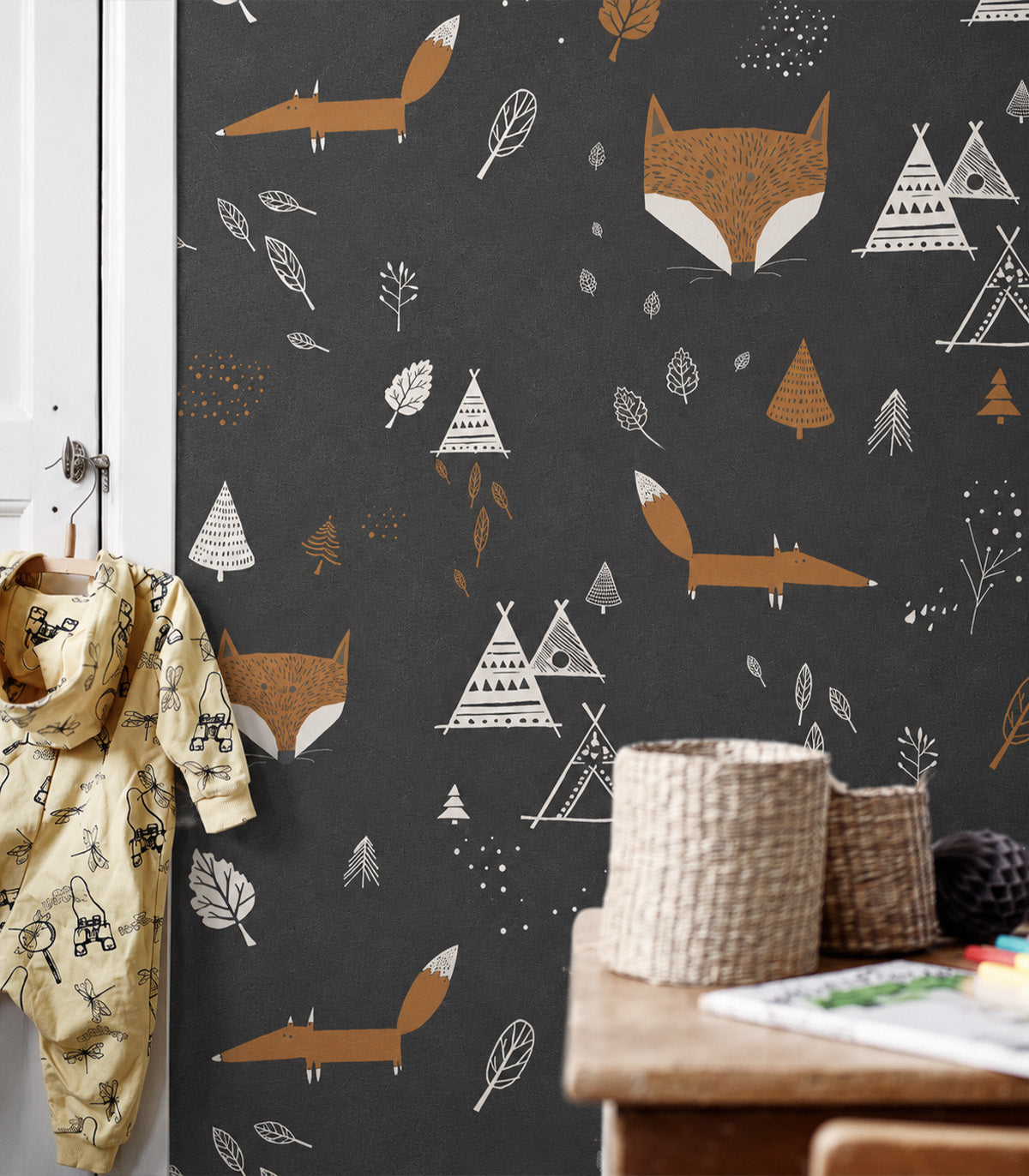 Tapeta Fox Adventure Black