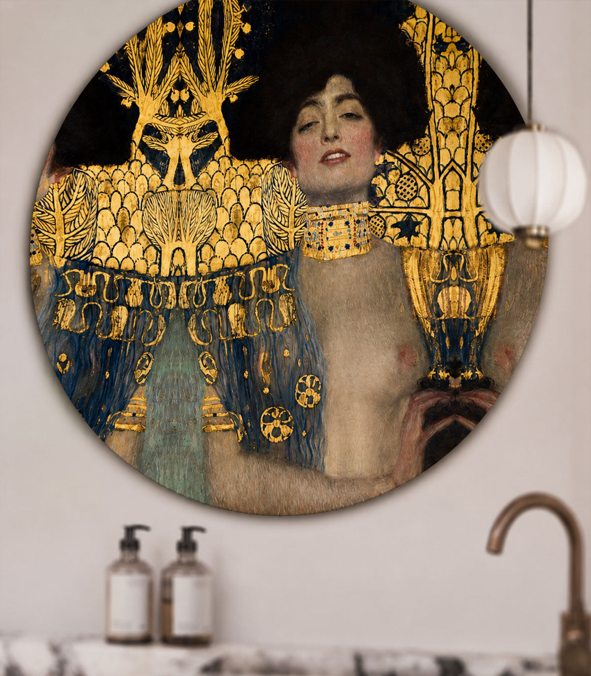 Dots Judith