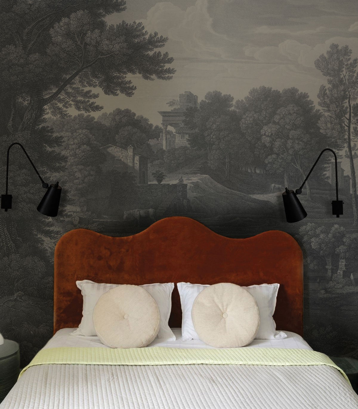 Tapeta Ancient Riverside Grove