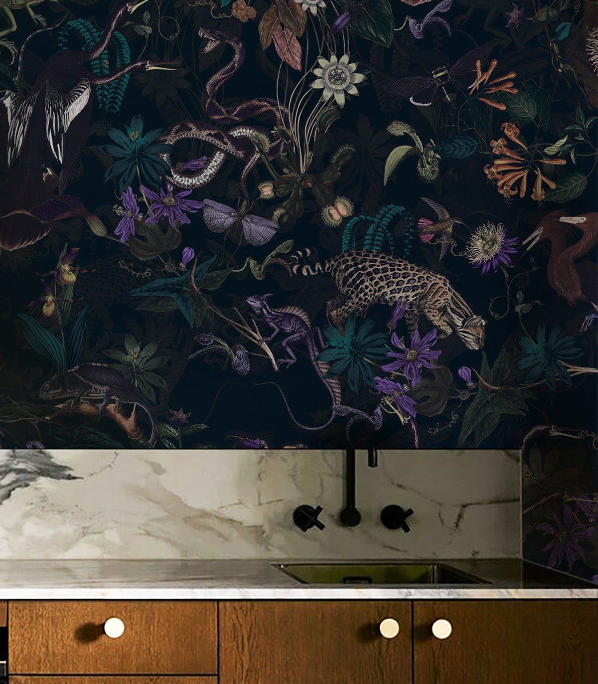 Tapeta Enchanted Garden Toxic - Wallcolors®