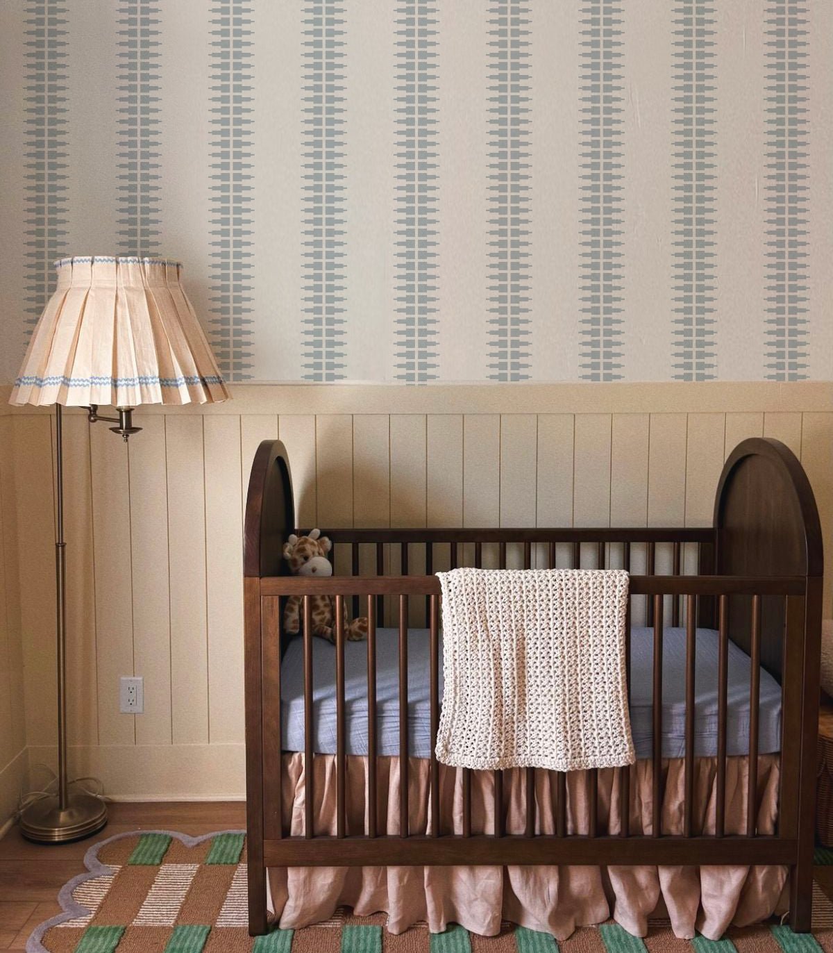 Tapeta Ornament Line Mist Dusty Blue - Wallcolors®