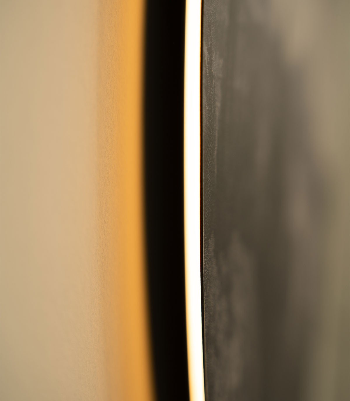 Dots Lighting Tropical Volcano Vista blue