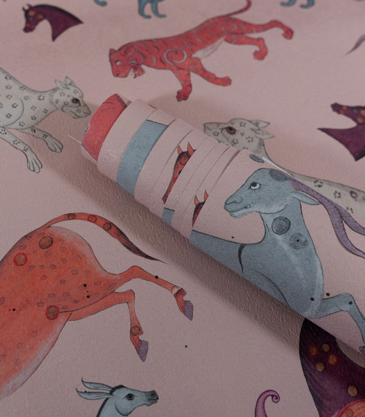 Tapeta Oriental Animals Light Pink